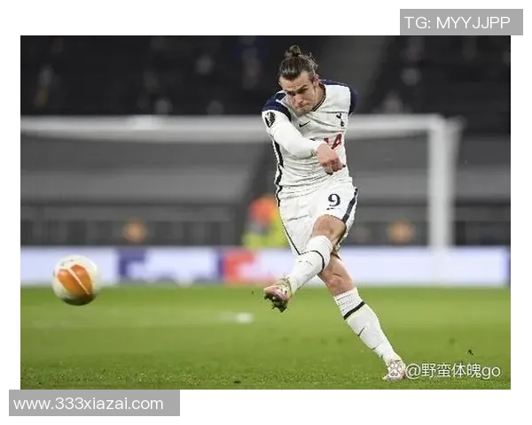 威尔士足球传奇人物离世 引发全球球迷悼念与回忆 威尔士足球传奇人物离世 引发全球球迷悼念与回忆