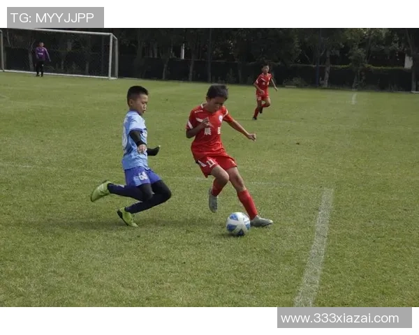 杨志博：从青训到顶级联赛，追逐梦想的足球之路